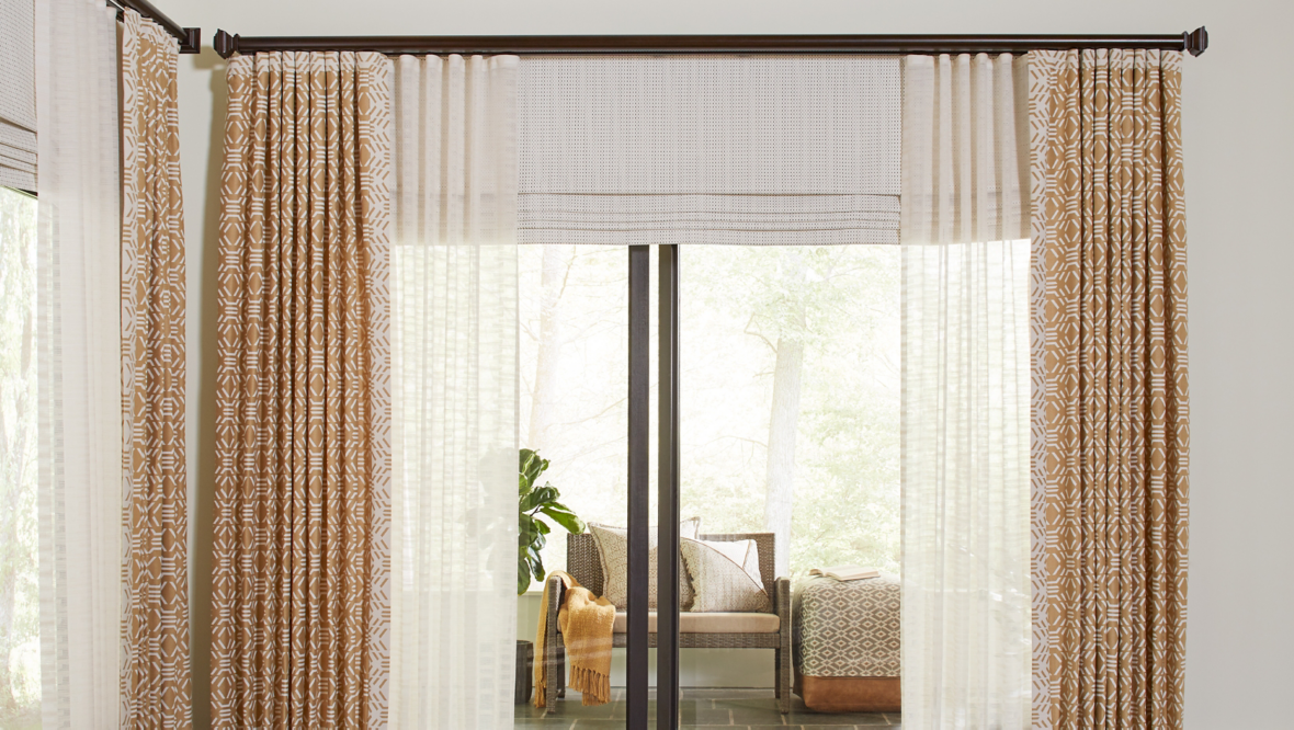 Transitional Space | Finestra® Wood Automated Traverse & Roman Shade
