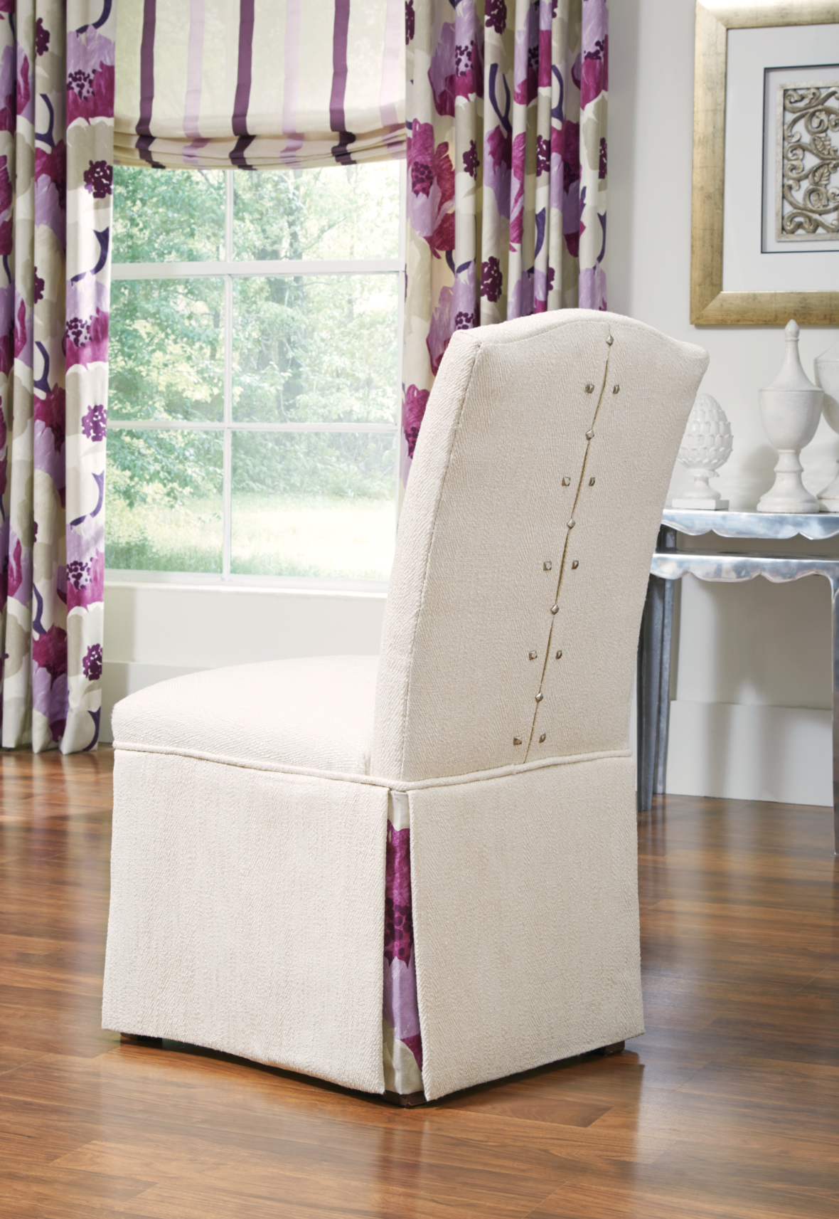 Decorative Traverse - Chair