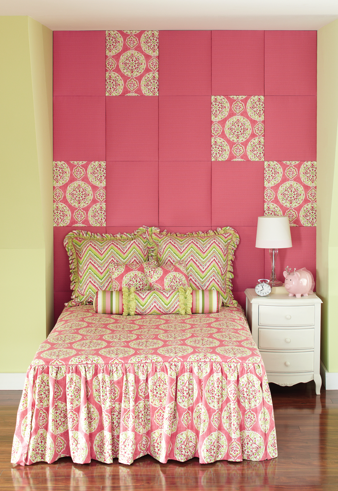 Young Girl's Bedroom - Upholstered Wall